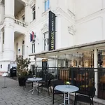 Mirage Medic Hotel