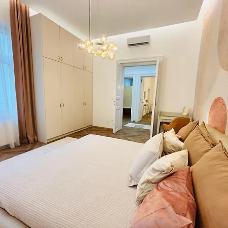 Mirage Medic Hotel
