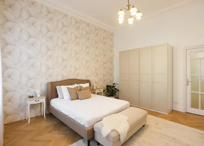 Mirage Medic Hotel 4*