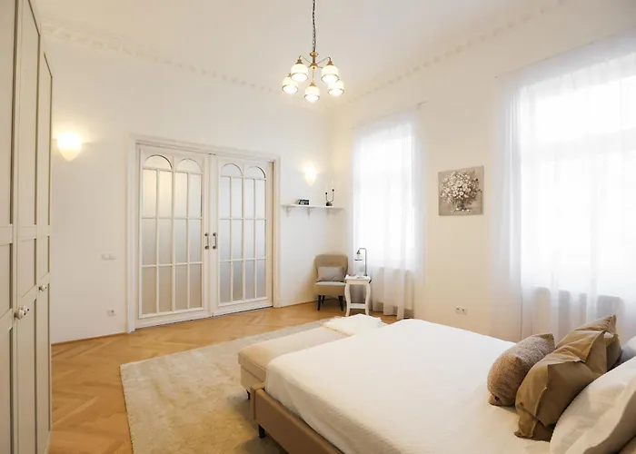 Hotel Mirage Medic 4*