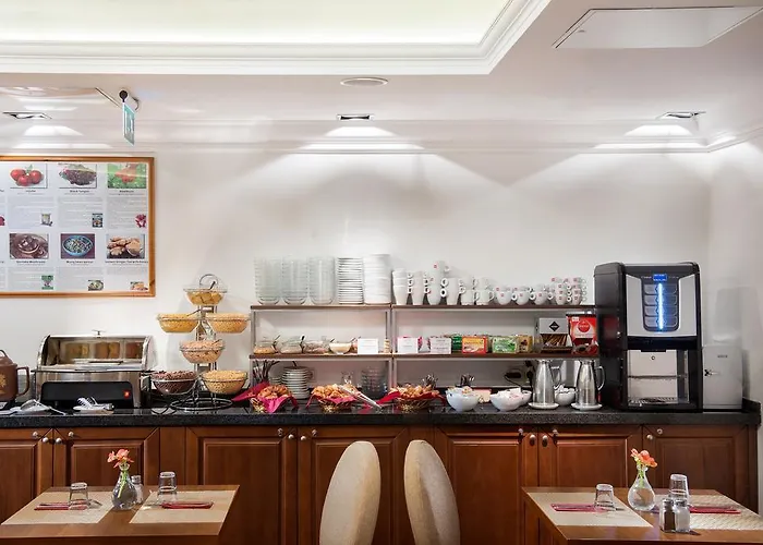 Mirage Medic Hotel 4*